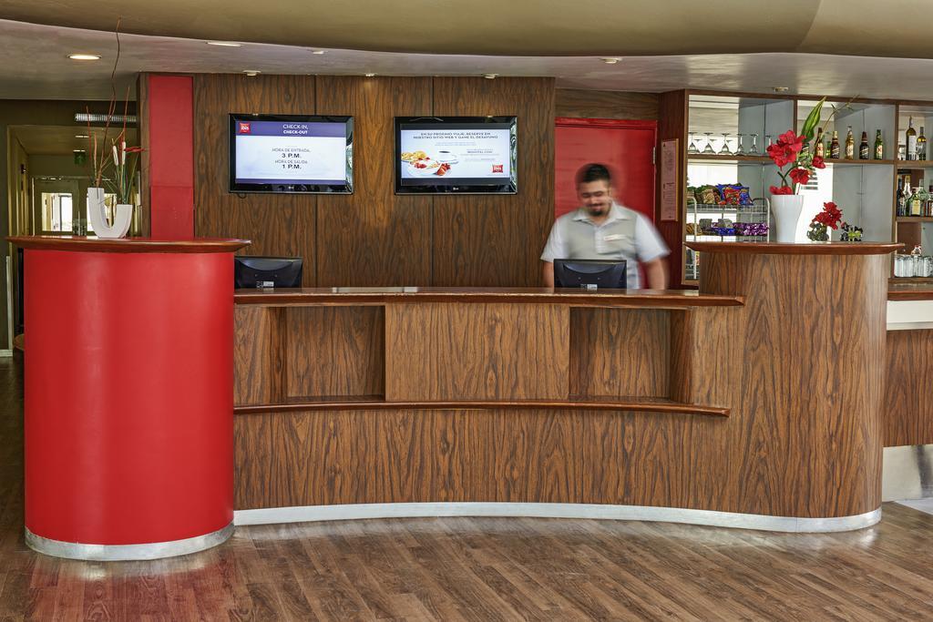 Ibis Monterrey Aeropuerto Hotel อโปดาคา ภายนอก รูปภาพ