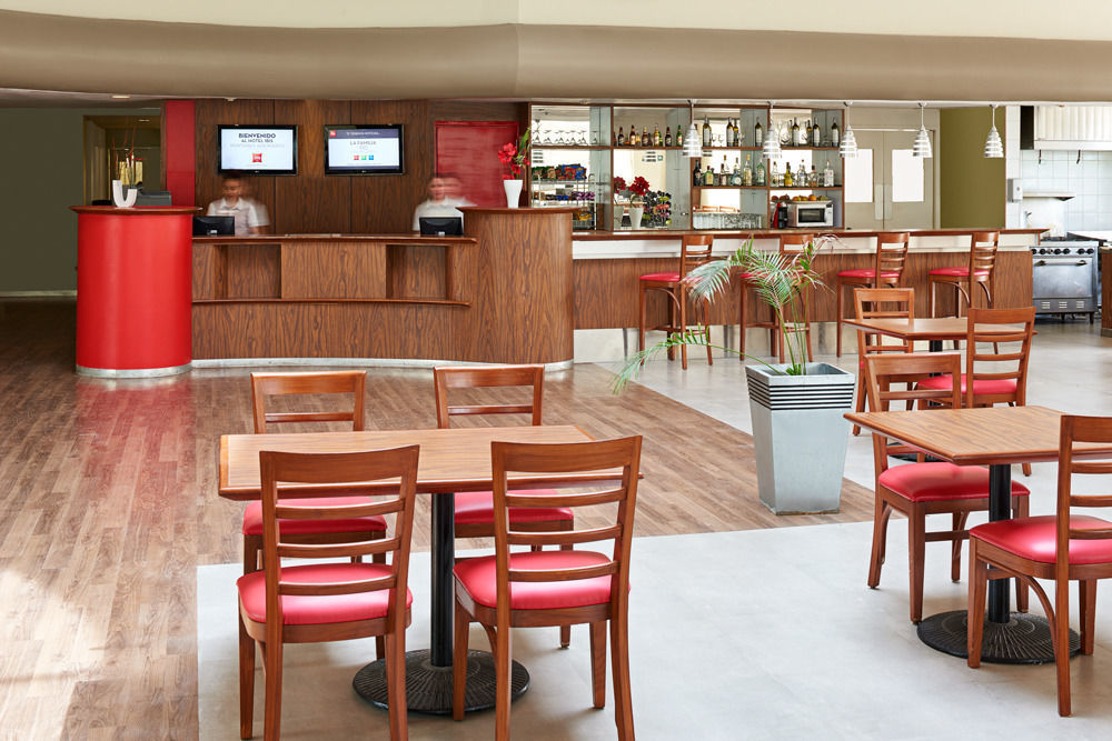Ibis Monterrey Aeropuerto Hotel อโปดาคา ภายนอก รูปภาพ