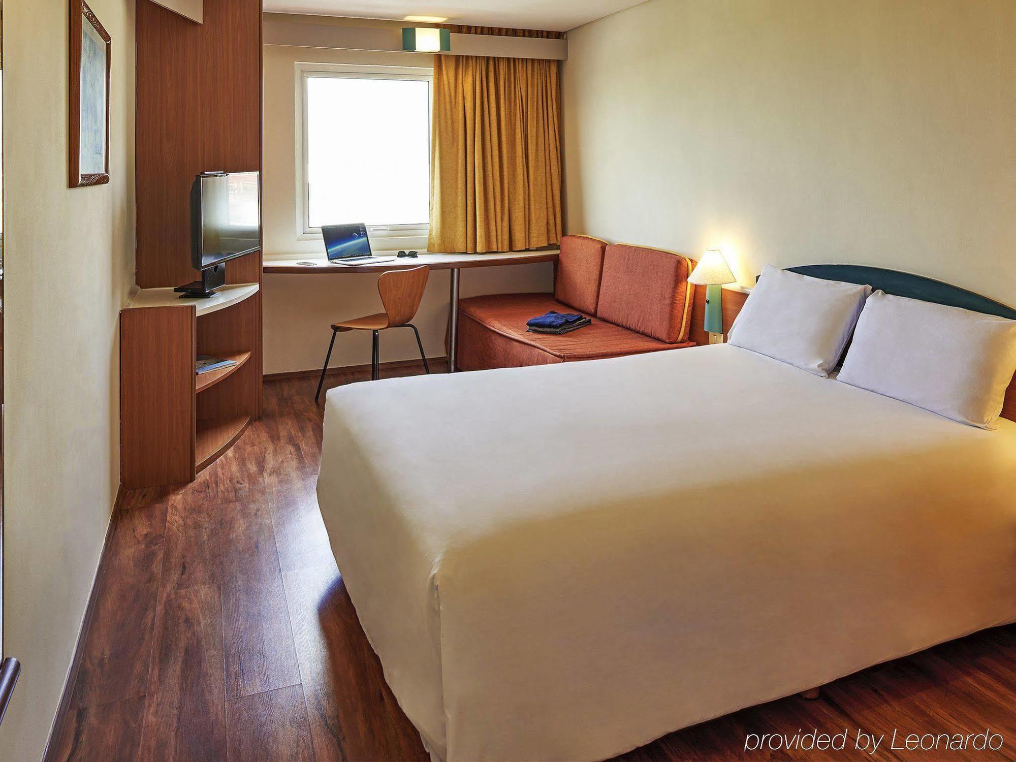 Ibis Monterrey Aeropuerto Hotel อโปดาคา ภายนอก รูปภาพ